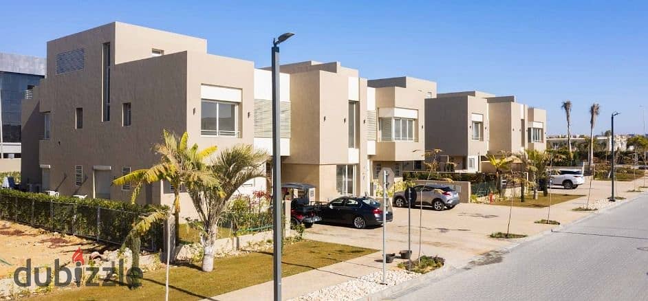 For Sale , Townhouse , 320 sqm, in Etapa Compound , Sheikh Zayed , Finishing Ultra Super Lux 0