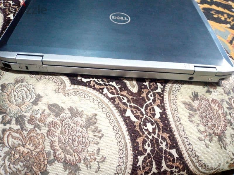 لاب توب Dell laptop 3