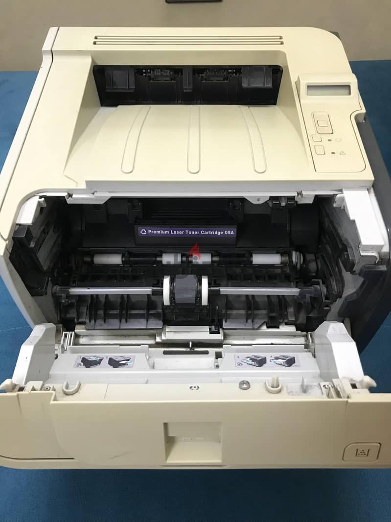 HP LaserJet P2055d 4