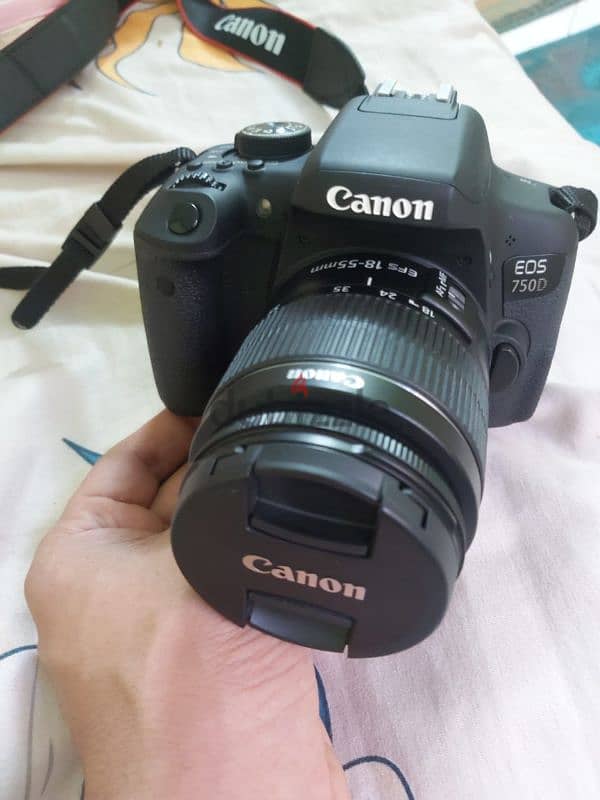 Canon 750d like new. 0