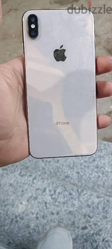 xs max 3