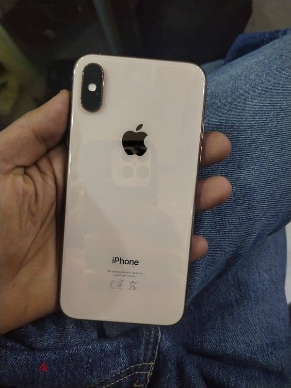 IPHONE XS 4