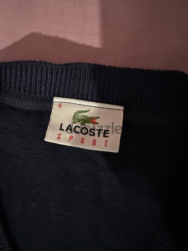 بلوفر lacoste صوف مقاس ٤ 1