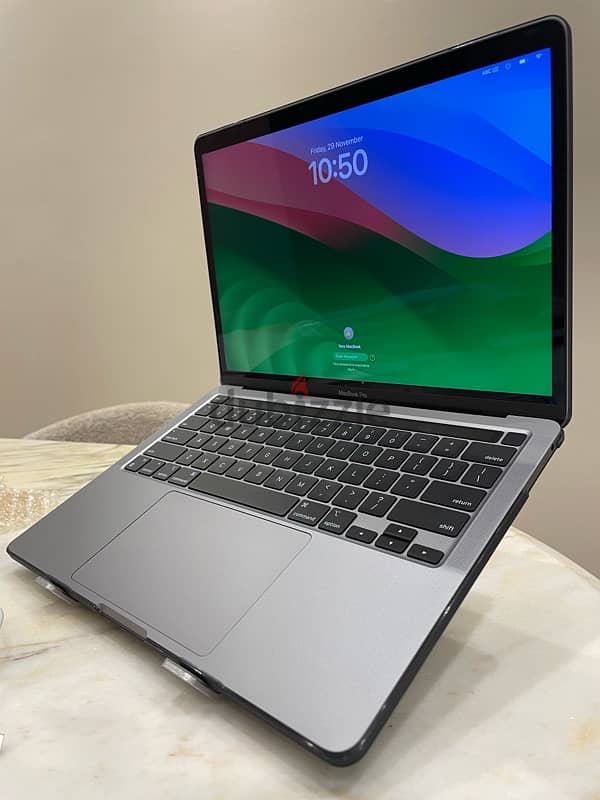 MacBook Pro M1 - 13 Inch (Cycle 6) 0