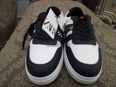 zara sneakers for men size 43