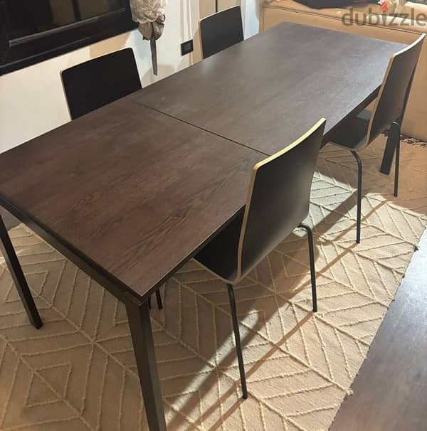 IKEA Dining table + 4 Chairs 0