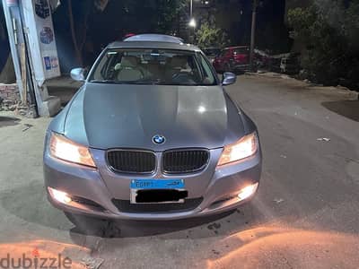 BMW 318 2012 بي ام استعمال نظيف