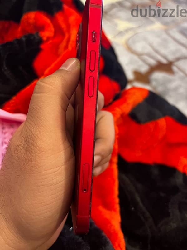 I phone 13 red 256 gb bt 87 1