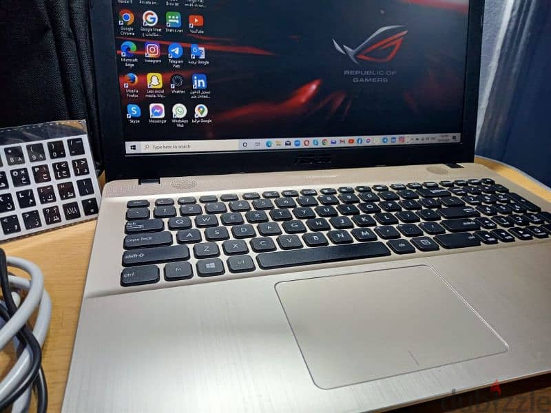 جيل عاشر جايبه من المانيا الجهاز فيه هاردين الترا سلم ASUS 2