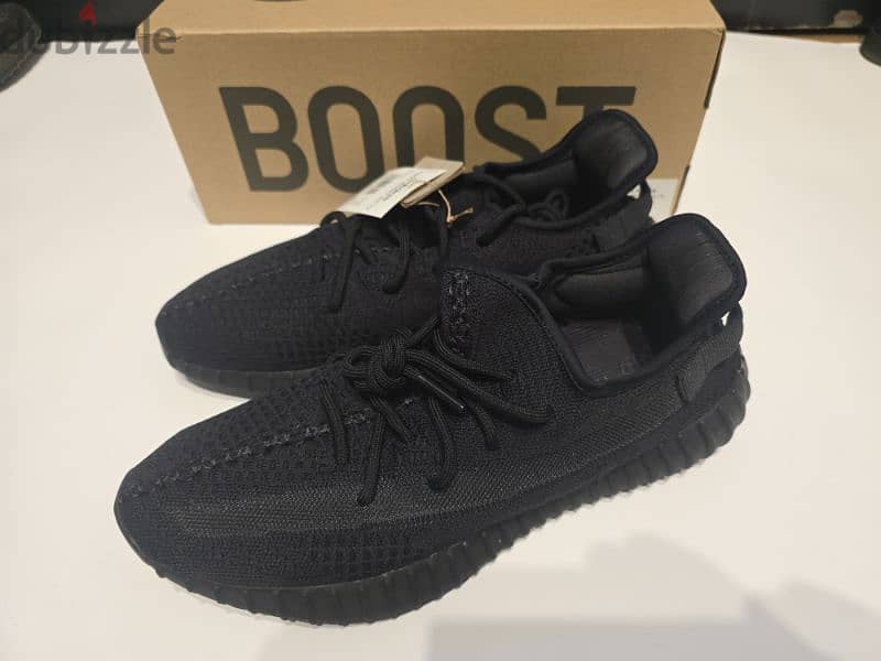 Yeezy 350 V2 Onyx 2