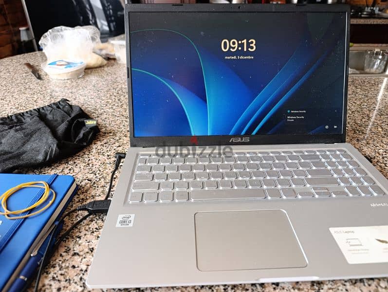 laptop Asus 15.6" 7