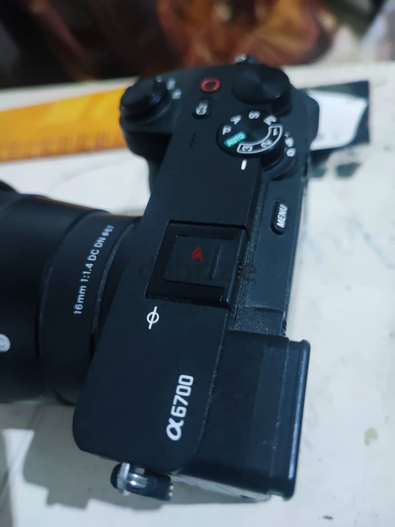 Sony a6700 + 16mm Lens 1.4 + stock lens + head + tube + crane lab 3 0