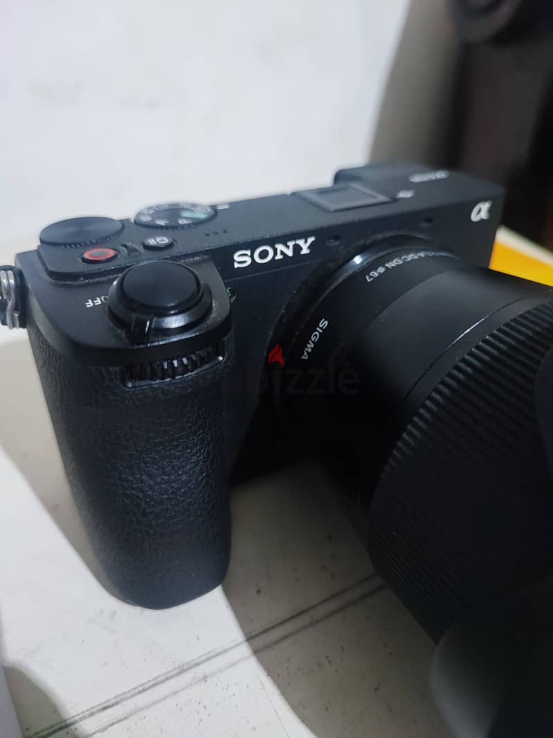 Sony a6700 + 16mm Lens 1.4 + stock lens + head + tube + crane lab 3 10