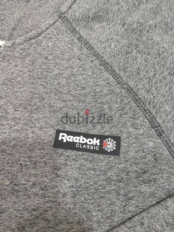 Reebok sweatshirt 1