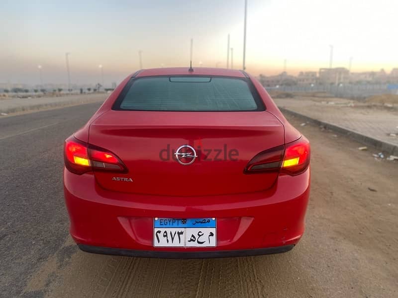 Opel Astra 2017 0