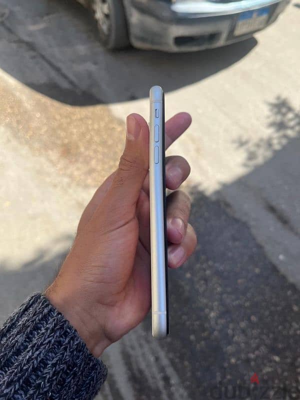 iphone 11 for sale 3