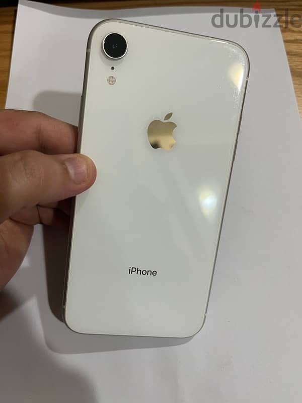 iPhone XR 0