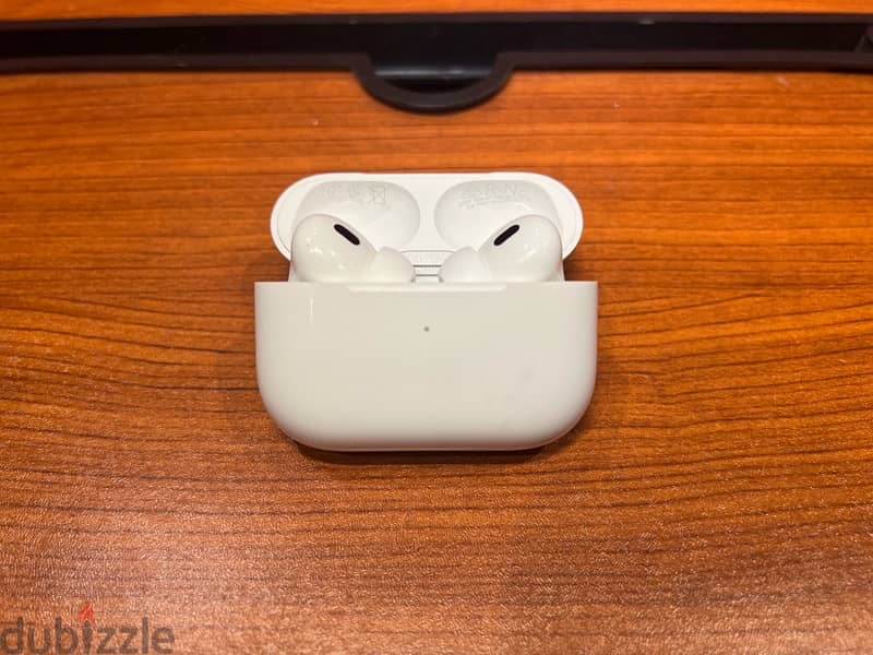 apple airpods pro 2 ( USB-C ) 6