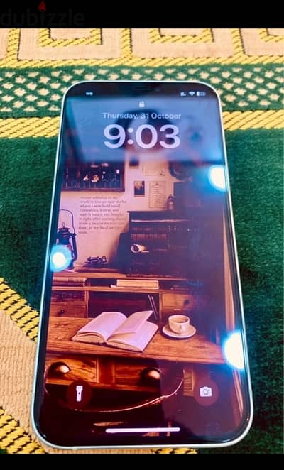 iPhone 12 بحالة ممتازة