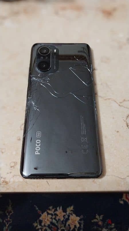 poco f3 256 GB  8+4 GR 5