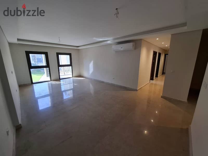 apartment semi furnished in zed west 0