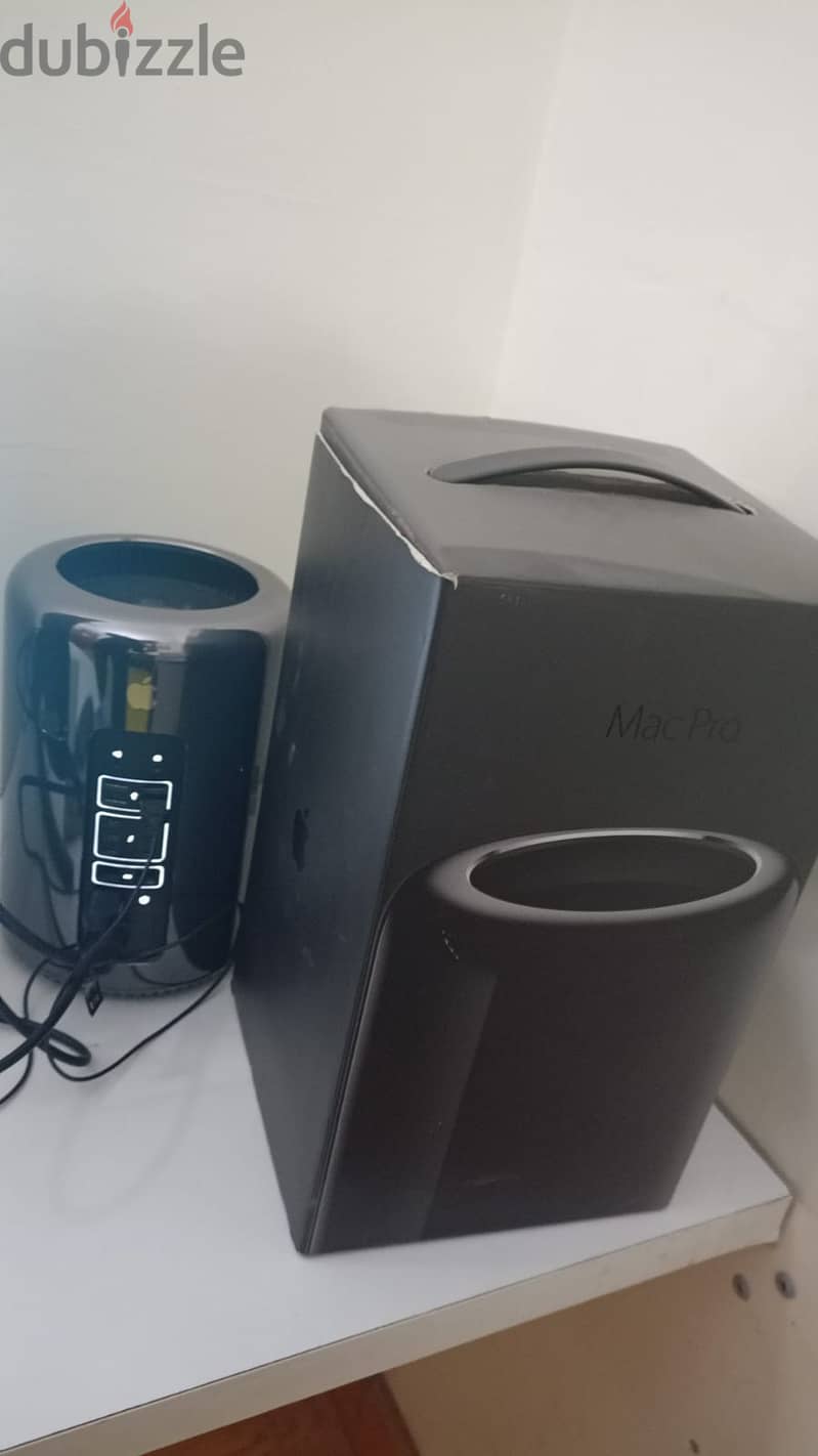 Macpro 2 Late 2013 3