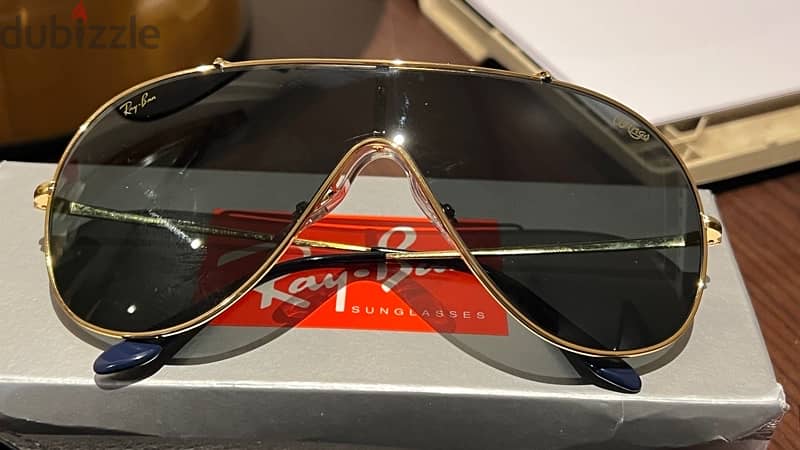 Ray-ban Subglasses wings ( new ) 0