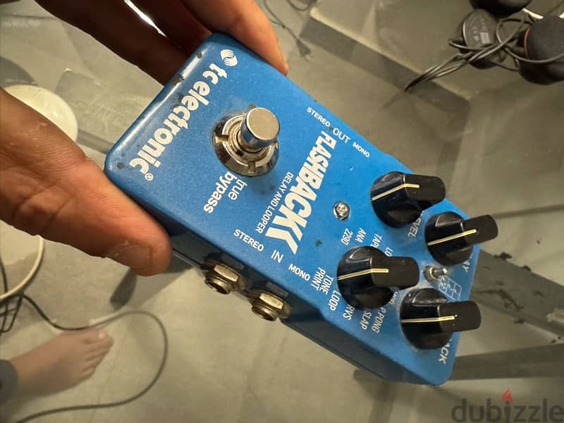 Flashback delay and loop guitar pedal 0