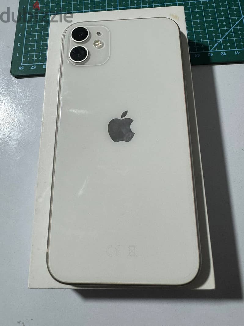 iPhone 11 3