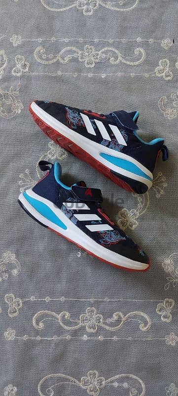 adidas shos original size 35 for kids used very good 2