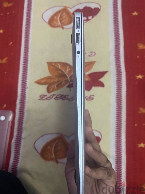 MacBook Air 2017 4