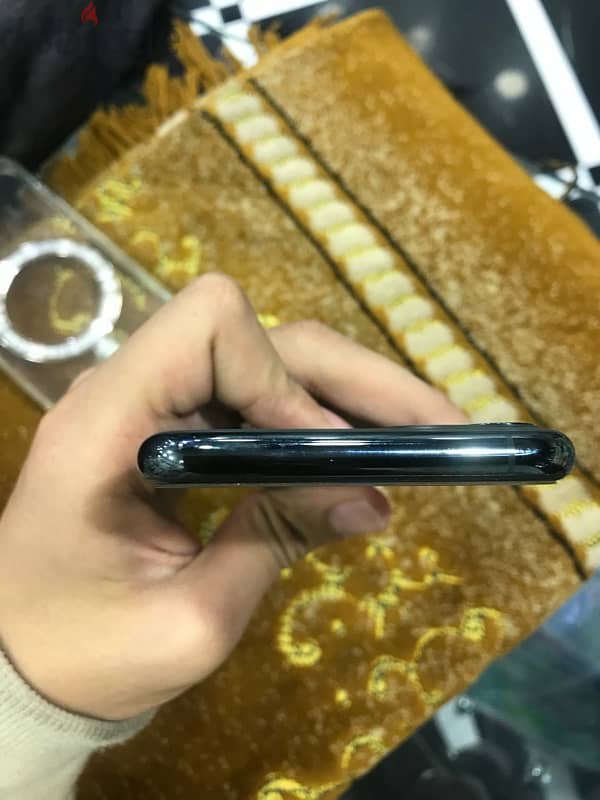 IPhone 11 pro 256gb كسر زيرو حاله ممتازه 6