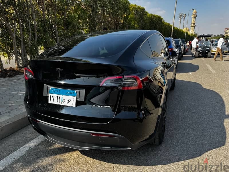 Tesla Model Y 2023 0