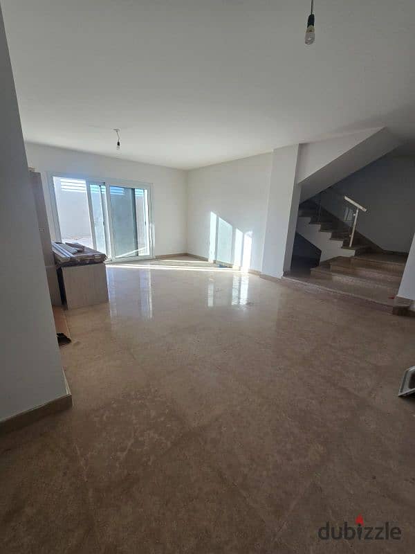 Duplex 217m With Garden At Compound Etapa Sheikh Zayed City 0