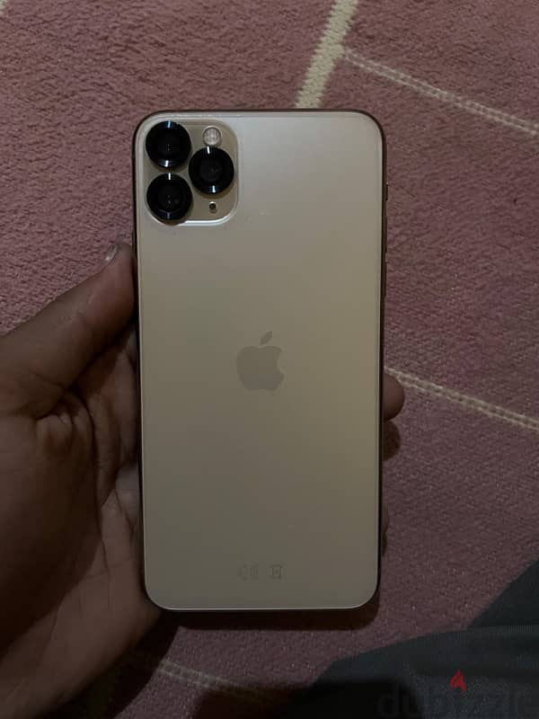 iPhone 11 Pro Max 0