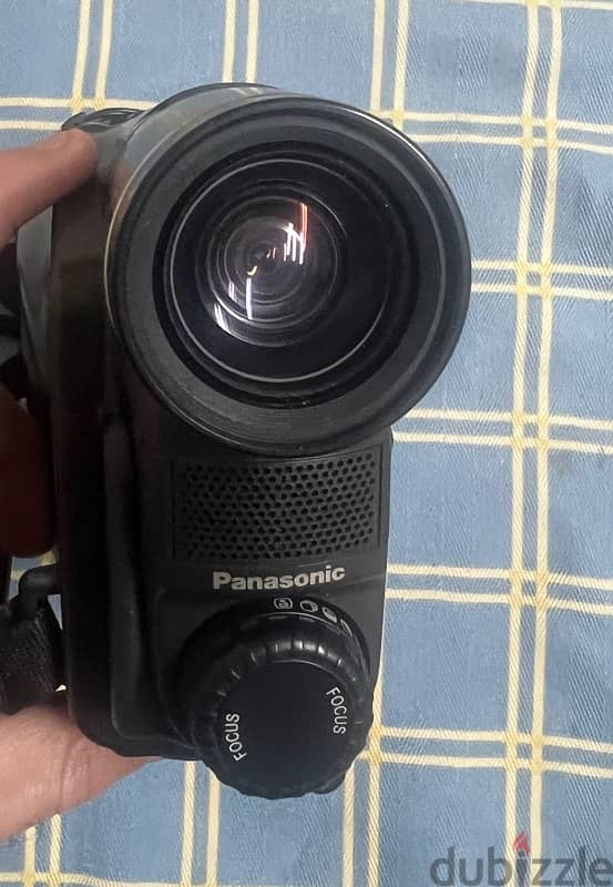 panasonic camera R550 2