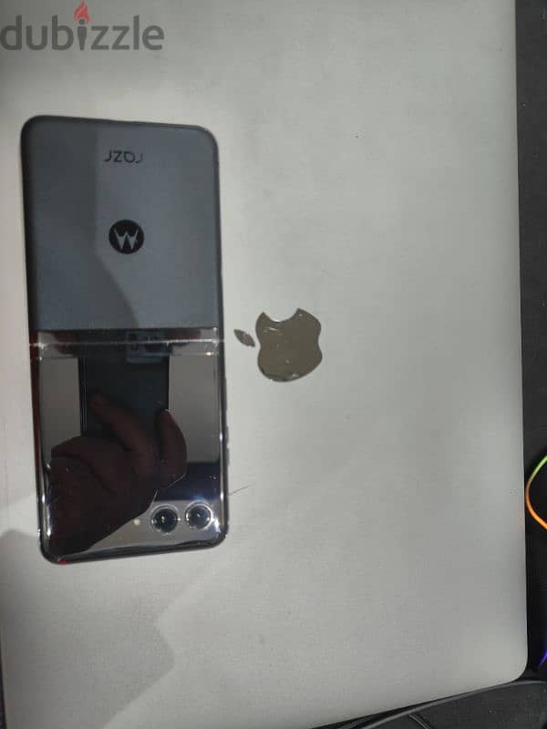 Motorola RAZR 2023plus 5