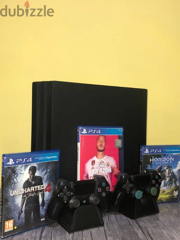 PlayStation 4 pro 0