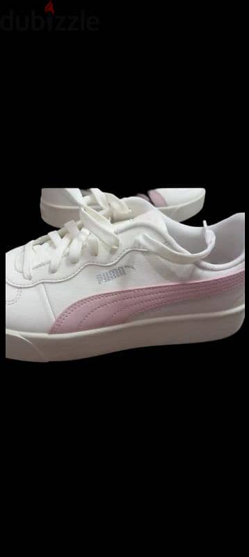 للبيع كوتش بوما Puma Skye Clean Women's White Casual Shoes
                                title=