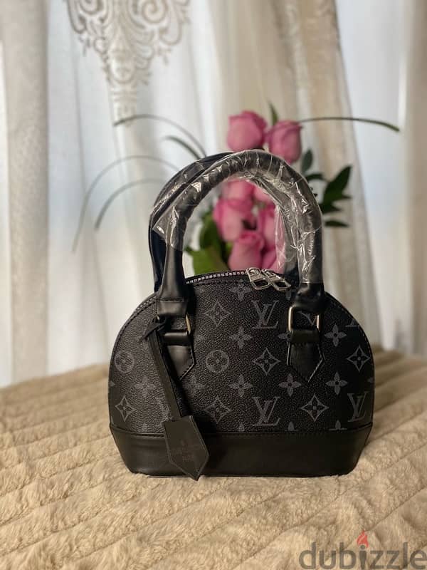 Louis Vuitton Bag00 1