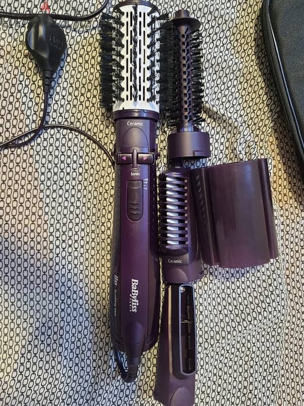 Babyliss فرشة بجميع أدواتها 2