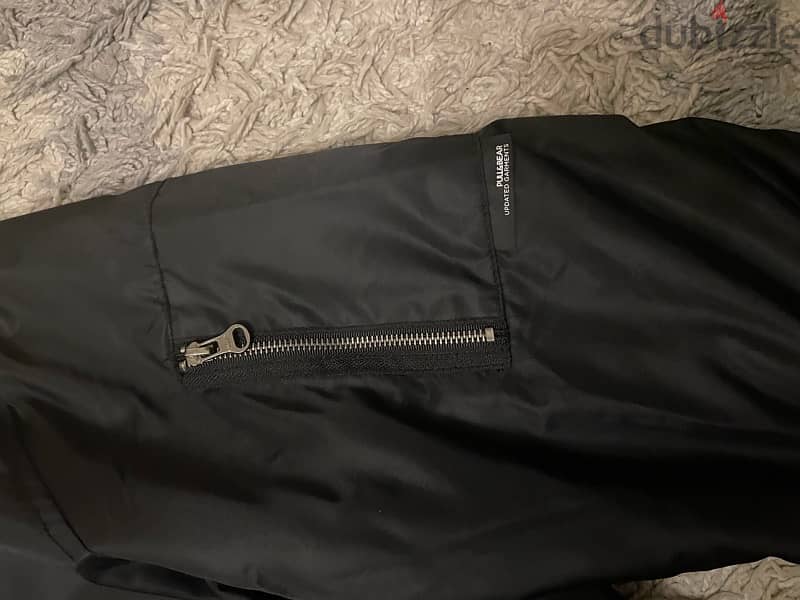 original Pull&Bear black bomber jacket size L 2