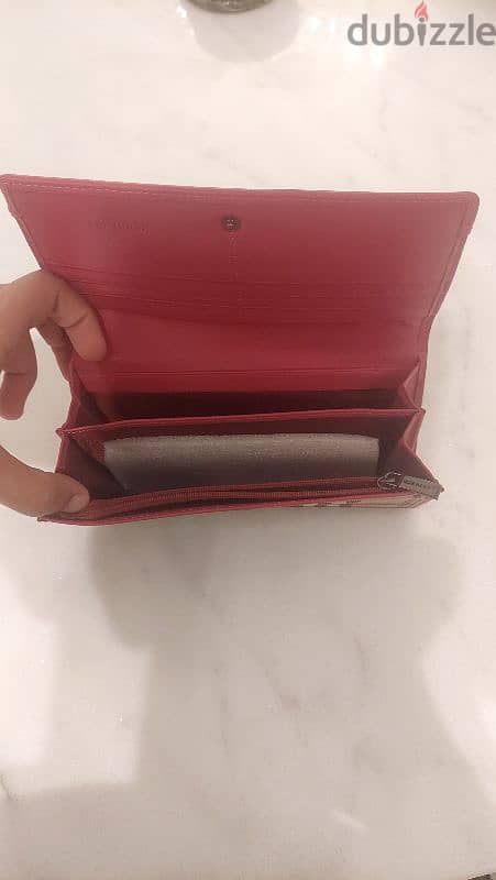 Burberry Check Bifold Wallet from UK | محفظة Burberry من إنجلترا 2