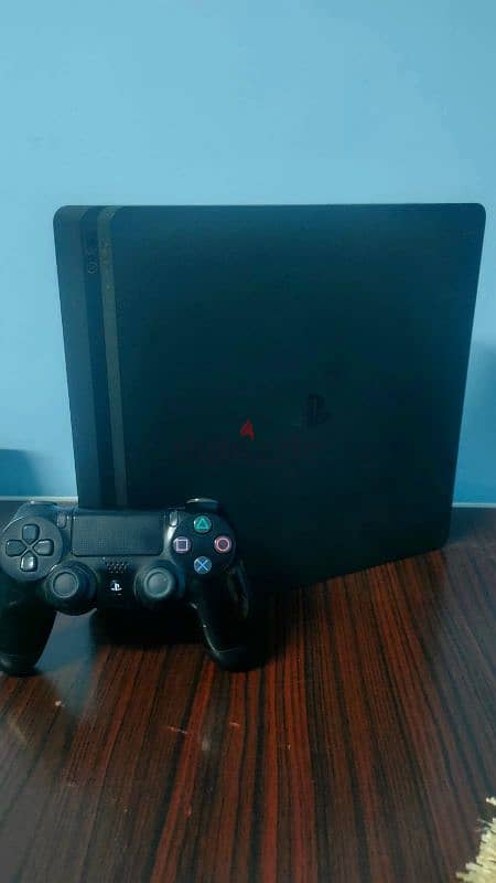 ps4 slim للبيع 0