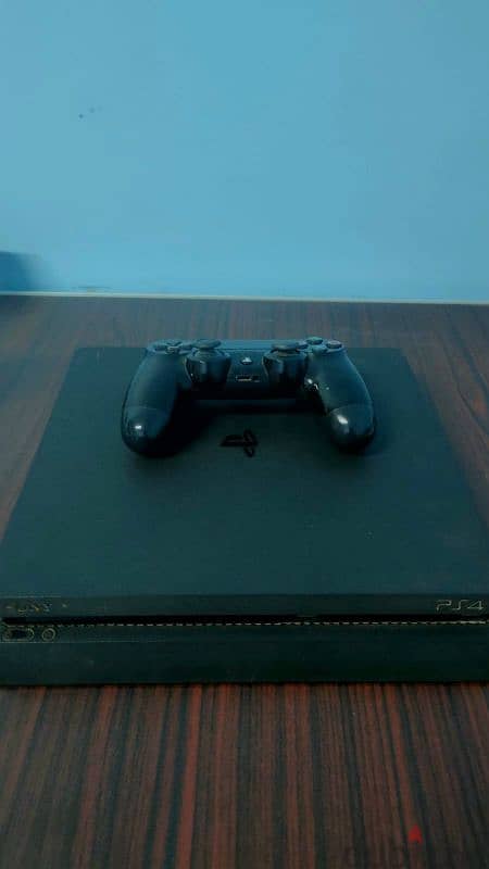 ps4 slim للبيع 1