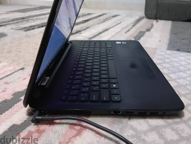 HP 15 Core i7  / 16 GB Ram / 1 Tera HDD + SSD 128 GB / AMD Radeon 2GB 0