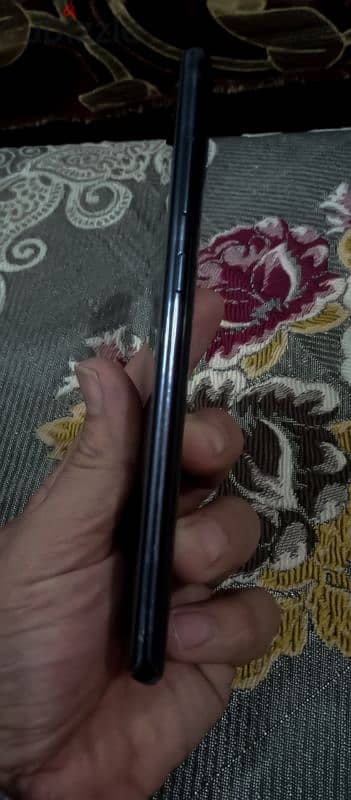 سامسونج note 10 lite زيرو بلزقة الشركة بالكارتونة وجميع مشتملاته زيرو 9