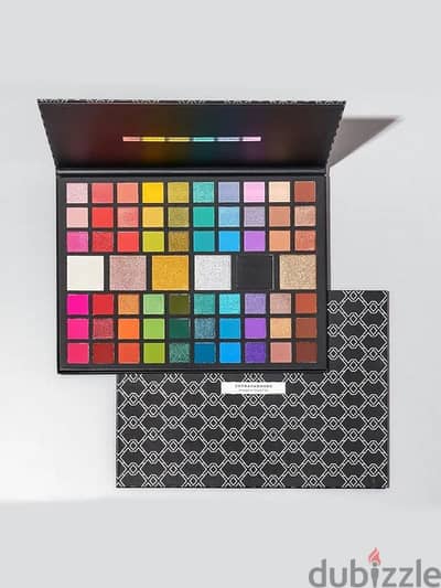 للبيع  XX Revolution XX Shadow Palette XXtravaganza  جديدة وارد الخارج