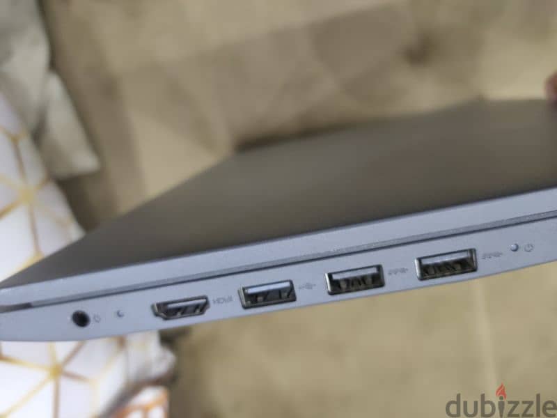 lenovo v15 Igl 15.6 inch وارد الخارج 4