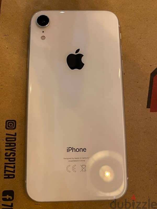 iphone XR white 128G 2